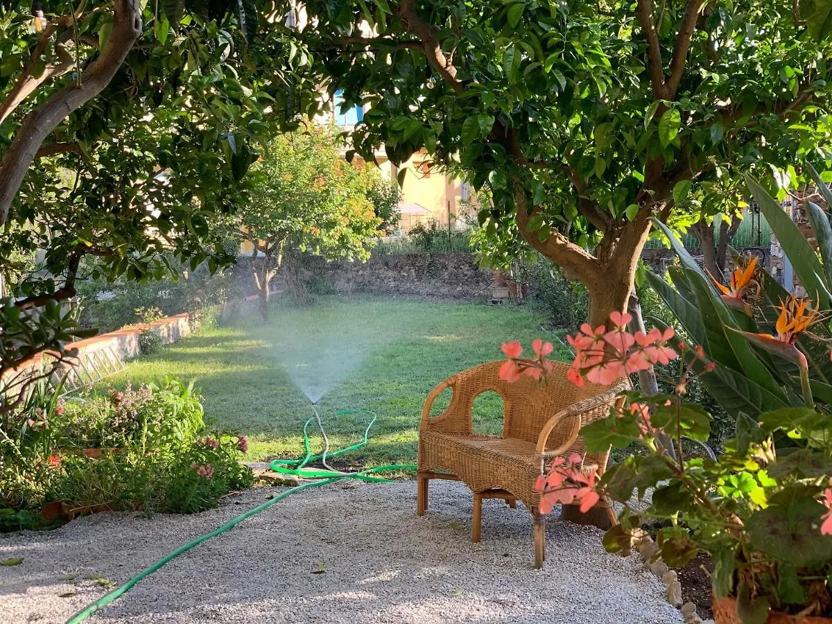 Bed and Breakfast Il giardino dei limoni Suvereto